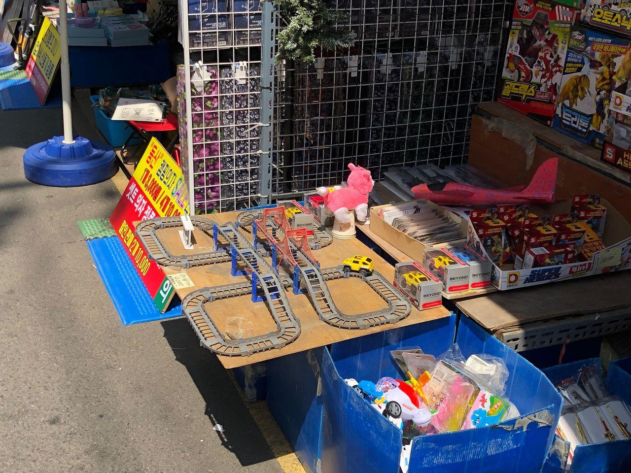 東大門玩具市場 昌信洞玩具市場 文具街 玩具街 昌信洞玩具街